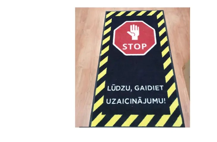 Elis paklājs Lūdzu uzgaidiet