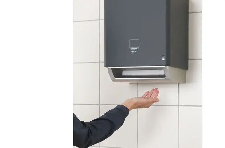 papīra dvieļu turētājs